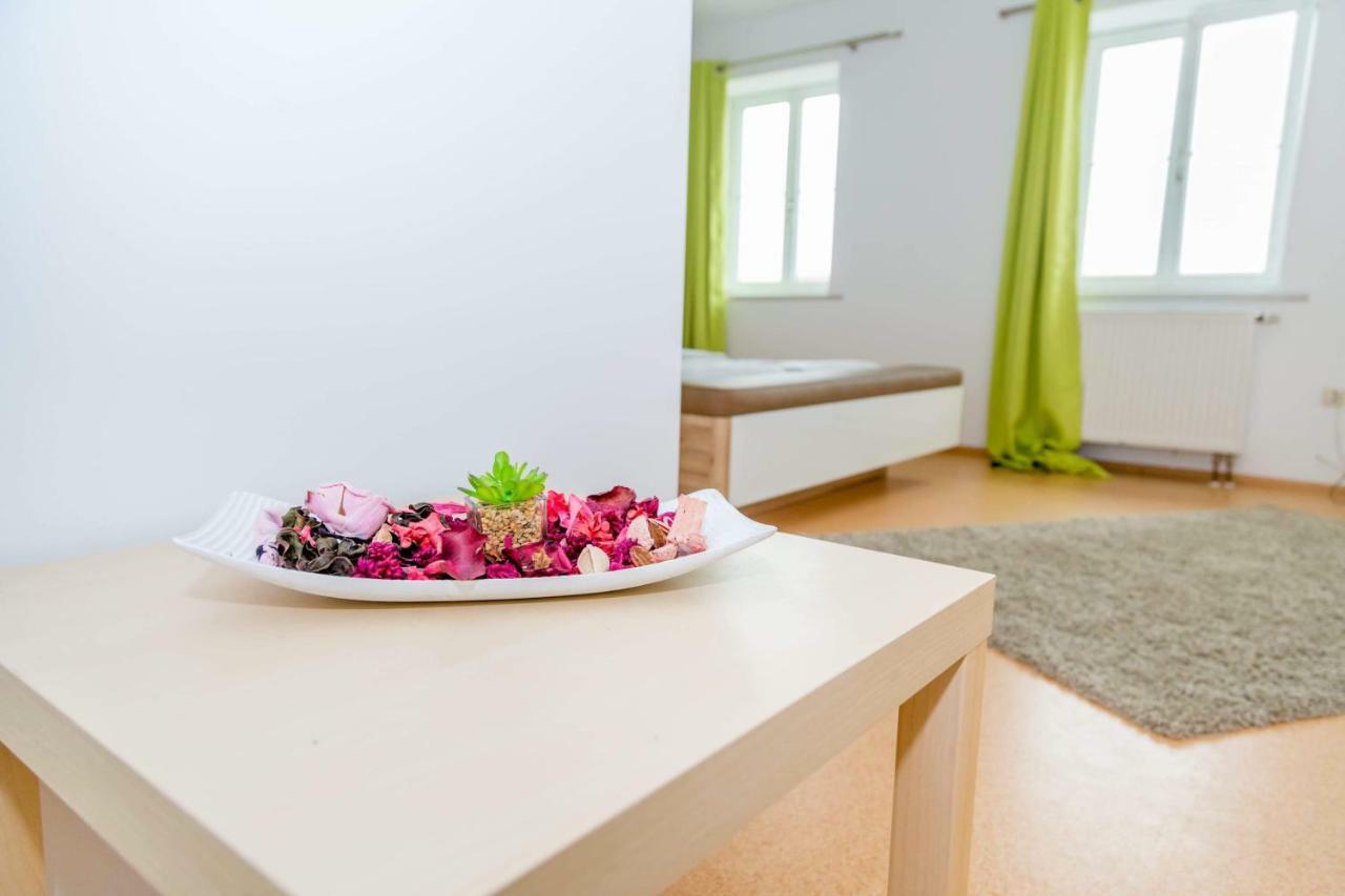 Taverna Unik Saaldorf Luaran gambar